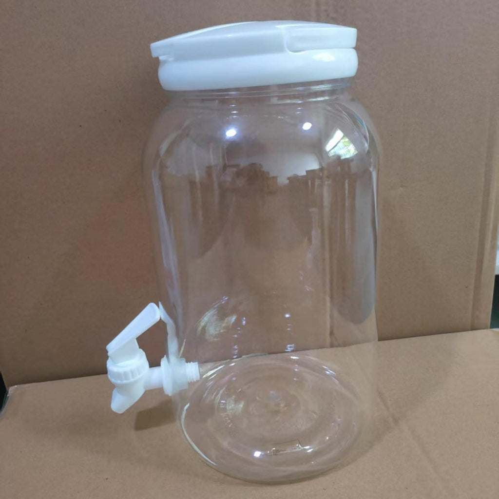 Clear 3.8L Beverage Dispenser with Spigot W775