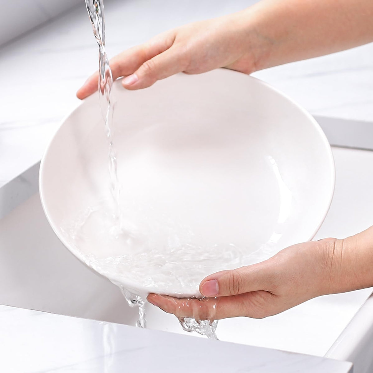 9.75" White Ceramic Pasta Bowls Set of 4 C533