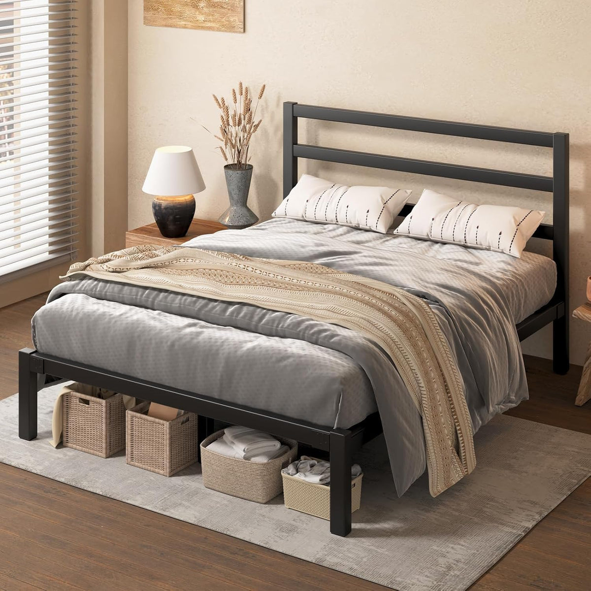 Queen Metal Platform Bed Frame with Headboard U8524